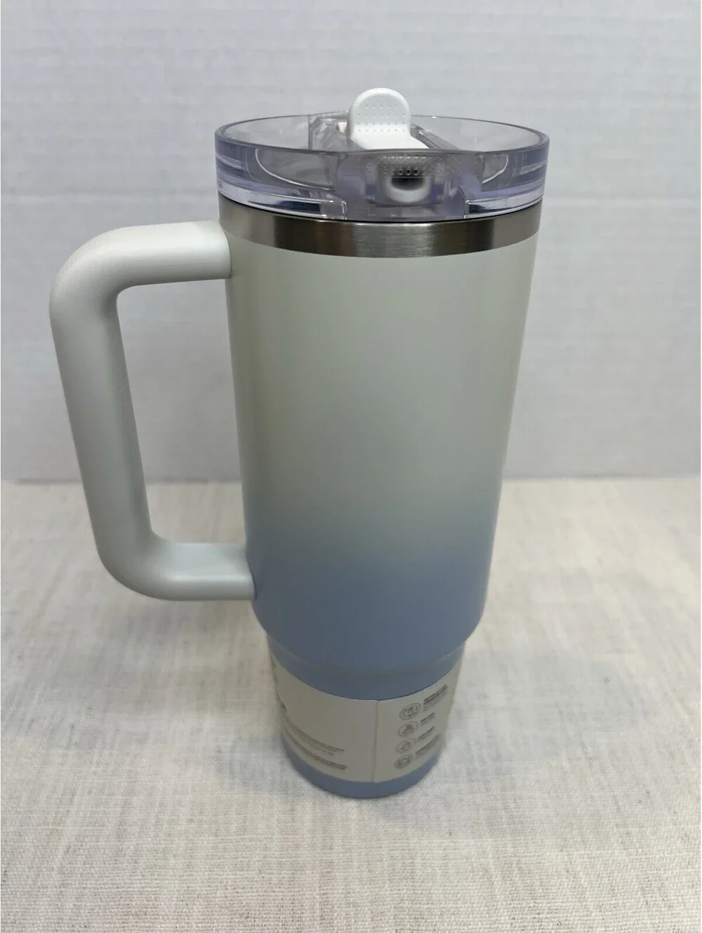 Stanley Quencher ProTour Tumbler w/ Handle / Lid | 30 oz Blue Gradient